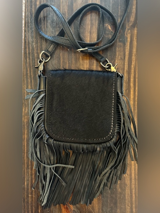Montana West Handbags - Montana West Black leather Fringe with Cowhide Crossbody Bag